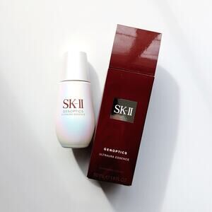 SK-II Genoptics Ultraura Essence Serum 1.6 oz (full size)